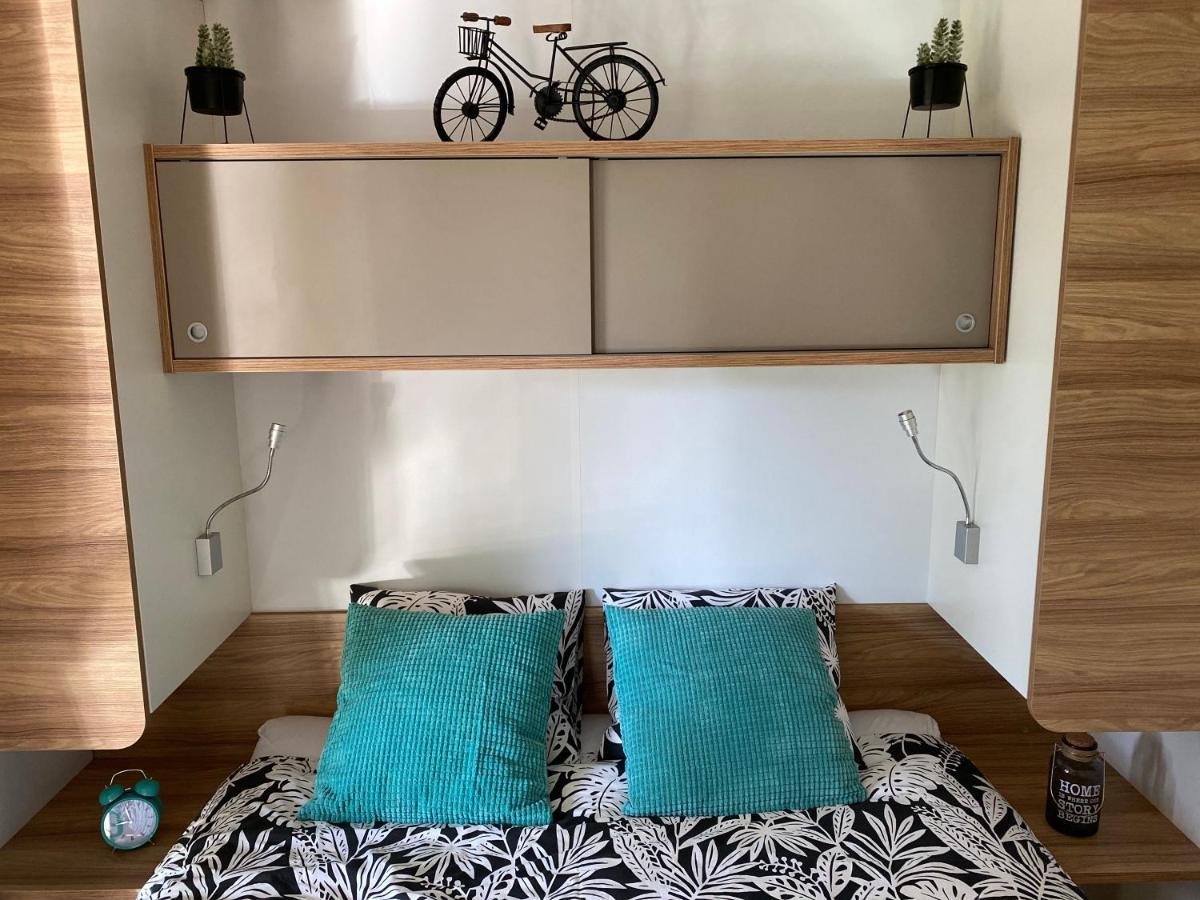 Mobile Home Biondina Camp Porton Nature Hideouts ロヴィニ エクステリア 写真