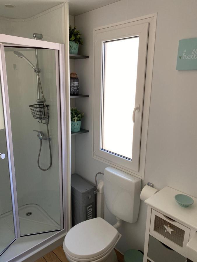 Mobile Home Biondina Camp Porton Nature Hideouts ロヴィニ エクステリア 写真
